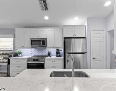9974 Horse Creek Road - Photo Thumbnail 17