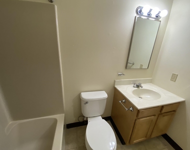 143 Eastern - Photo Thumbnail 25