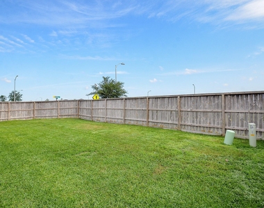 7203 Dawn View Lane - Photo Thumbnail 28
