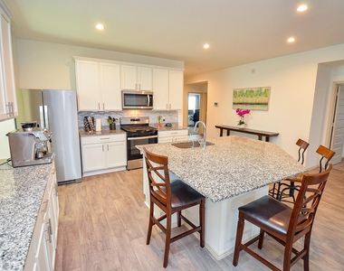 7203 Dawn View Lane - Photo Thumbnail 16