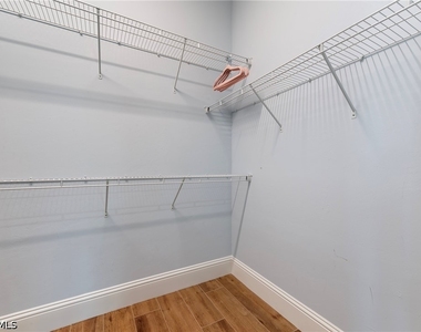 7270 Saona Court - Photo Thumbnail 15