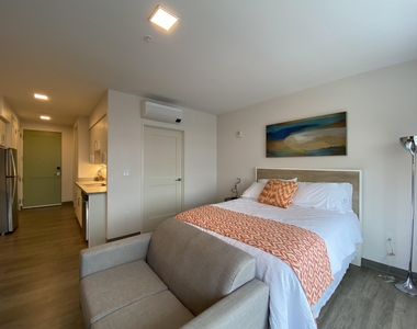 409 Elm - Photo Thumbnail 13