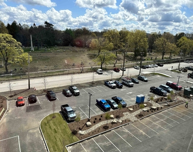 409 Elm - Photo Thumbnail 31