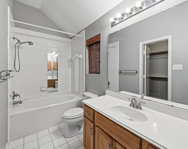 3503 Riverside Drive - Photo Thumbnail 15