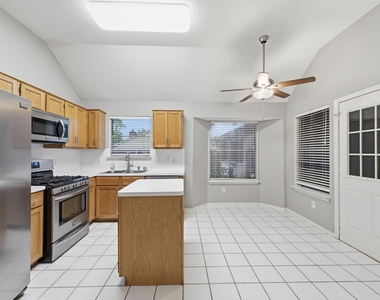 3503 Riverside Drive - Photo Thumbnail 12