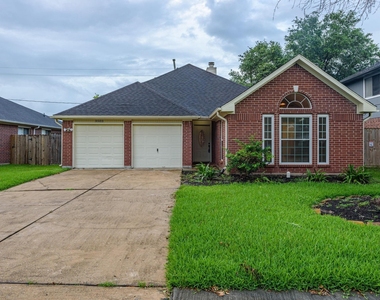 3503 Riverside Drive - Photo Thumbnail 3