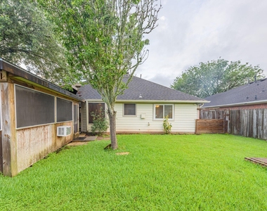 3503 Riverside Drive - Photo Thumbnail 26