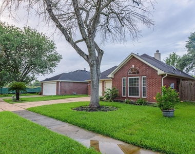3503 Riverside Drive - Photo Thumbnail 4