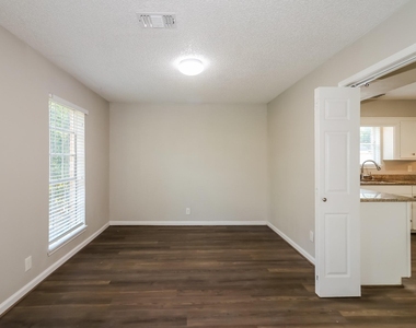 10530 Jaycreek Drive - Photo Thumbnail 3