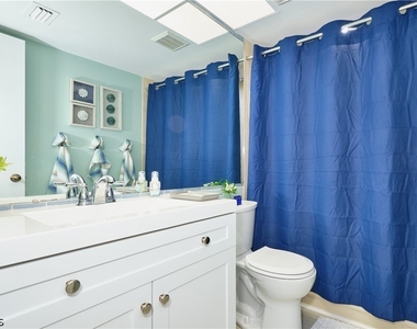 15121 Bagpipe Way - Photo Thumbnail 23