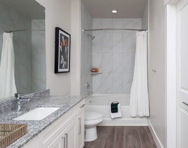 2425 Bell Street - Photo Thumbnail 7