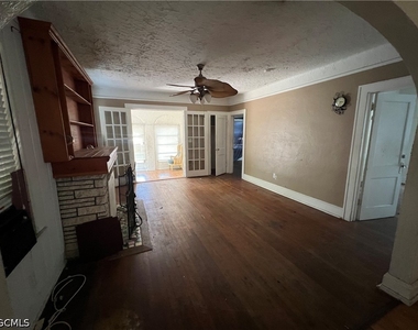 3835 Lake Street - Photo Thumbnail 8