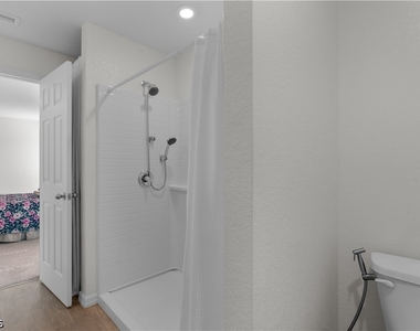 2706 9th Street Sw - Photo Thumbnail 13