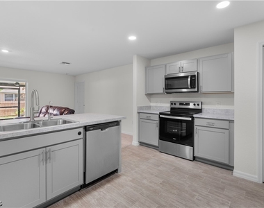 2706 9th Street Sw - Photo Thumbnail 21