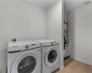 2706 9th Street Sw - Photo Thumbnail 25