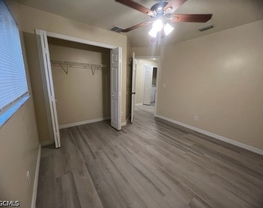 730 Holmes Avenue - Photo Thumbnail 5