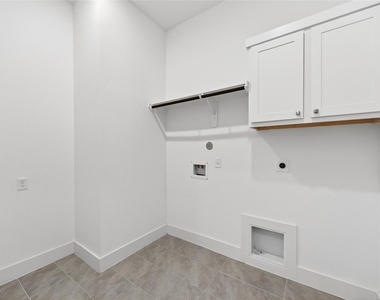 32018 Crested Knoll Court - Photo Thumbnail 44
