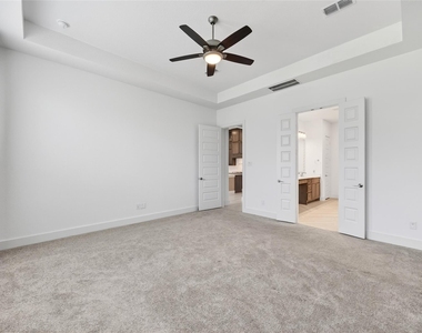 32018 Crested Knoll Court - Photo Thumbnail 22