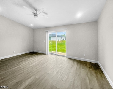 3309 10th Street W - Photo Thumbnail 14