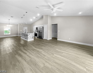 3309 10th Street W - Photo Thumbnail 12