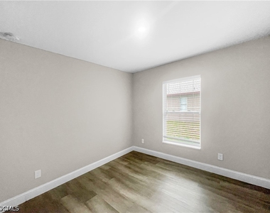 3309 10th Street W - Photo Thumbnail 17