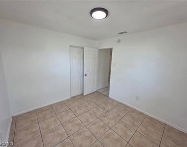 5426 Sago Avenue - Photo Thumbnail 4