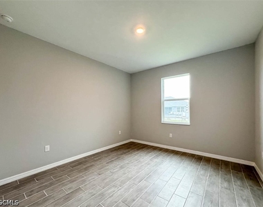 512 Nw 25th Avenue - Photo Thumbnail 30