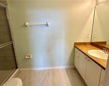 4299 Bellasol Circle - Photo Thumbnail 25
