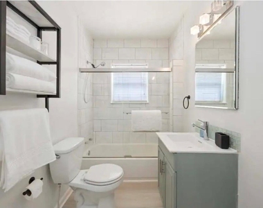 2714 Palm Street - Photo Thumbnail 10