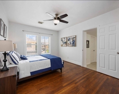 2714 Palm Street - Photo Thumbnail 3