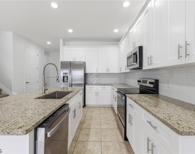 2639 Bellingham Court - Photo Thumbnail 10