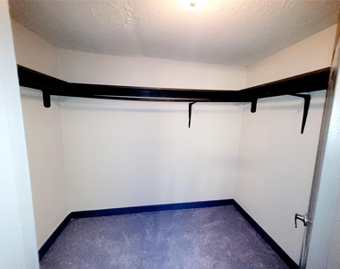 1501 Asbury Street - Photo Thumbnail 9