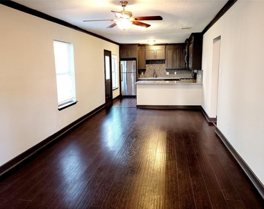 1501 Asbury Street - Photo Thumbnail 16