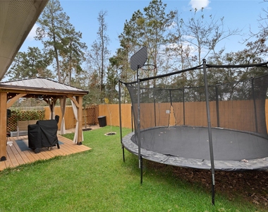 10417 Pineland Drive - Photo Thumbnail 24