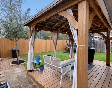 10417 Pineland Drive - Photo Thumbnail 26