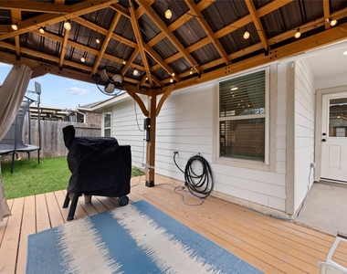 10417 Pineland Drive - Photo Thumbnail 23