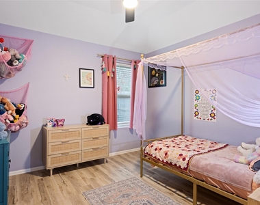 10417 Pineland Drive - Photo Thumbnail 20