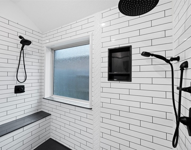 10417 Pineland Drive - Photo Thumbnail 12