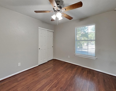 7619 Almond Springs Drive - Photo Thumbnail 12