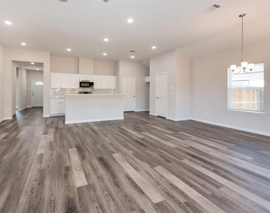 1683 County Road 3556 - Photo Thumbnail 1
