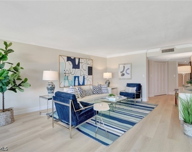 2357 Gulf Shore Boulevard N - Photo Thumbnail 5