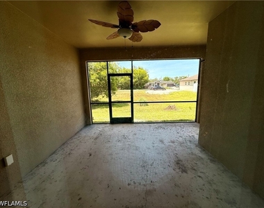 5560 Belrose Street - Photo Thumbnail 14