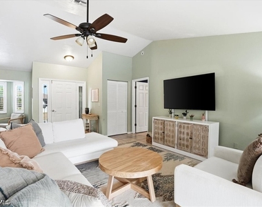 27376 Imperial Oaks Circle - Photo Thumbnail 6