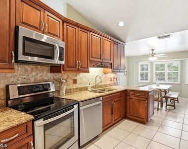 27376 Imperial Oaks Circle - Photo Thumbnail 9
