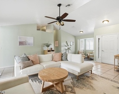 27376 Imperial Oaks Circle - Photo Thumbnail 5