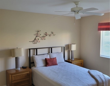 1001 Eastham Way - Photo Thumbnail 11