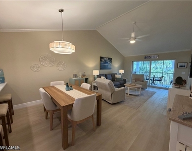 3002 Sandpiper Bay Circle - Photo Thumbnail 11