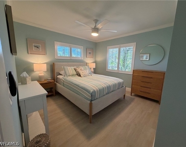 3002 Sandpiper Bay Circle - Photo Thumbnail 12
