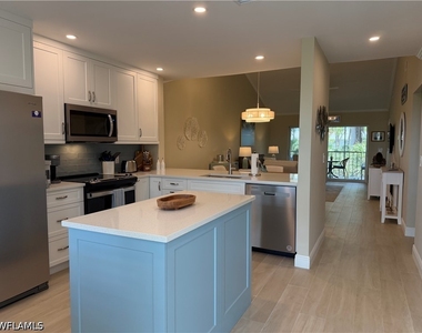 3002 Sandpiper Bay Circle - Photo Thumbnail 5