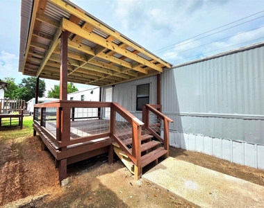 310 Paddock Road - Photo Thumbnail 12